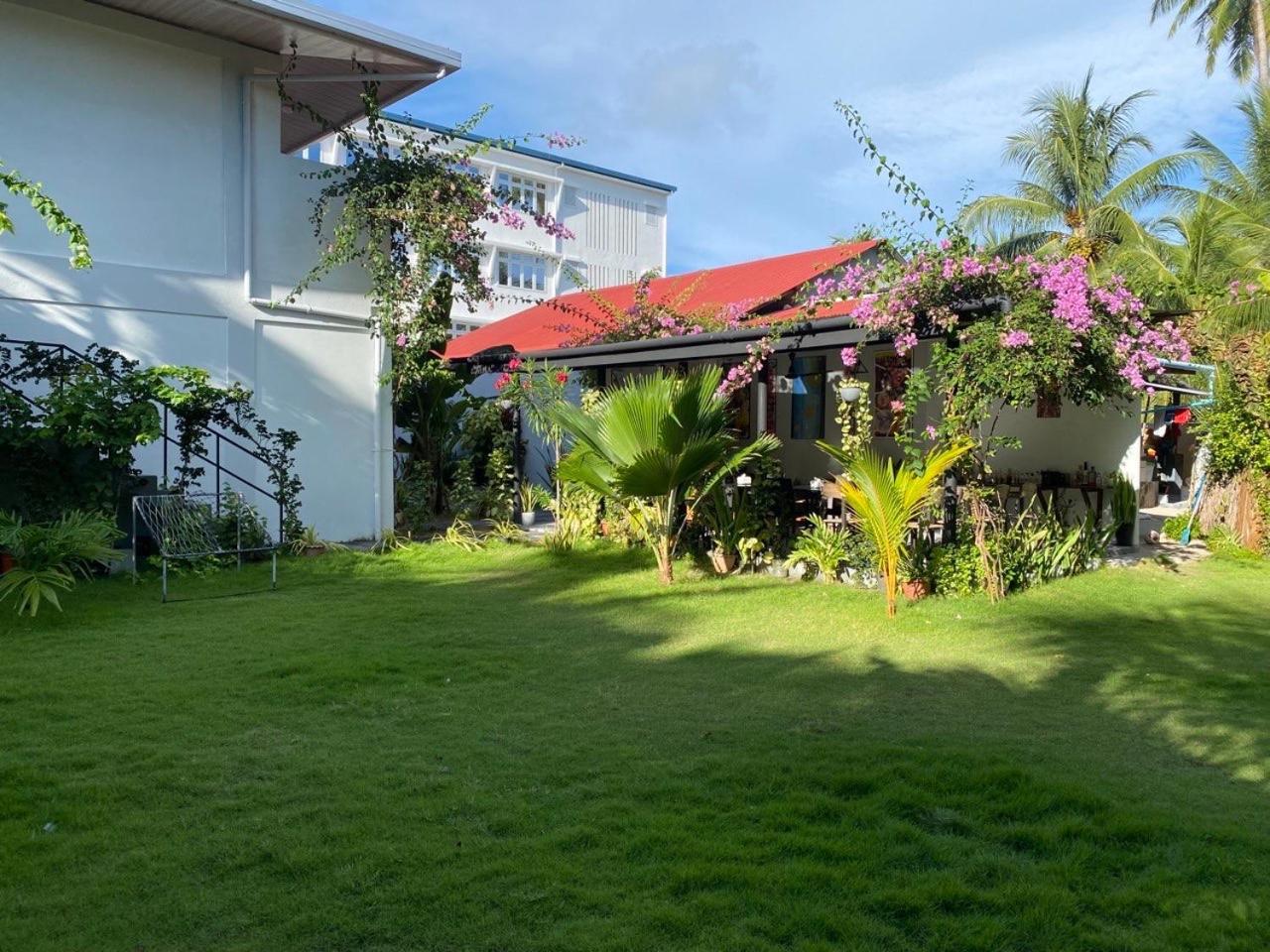 Chillax Thoddoo Hotel Exterior foto